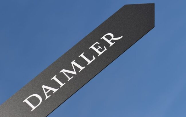 Daimler Truck reaches deal with United Auto Workers, averts U.S. strike Reuters Stock Market News