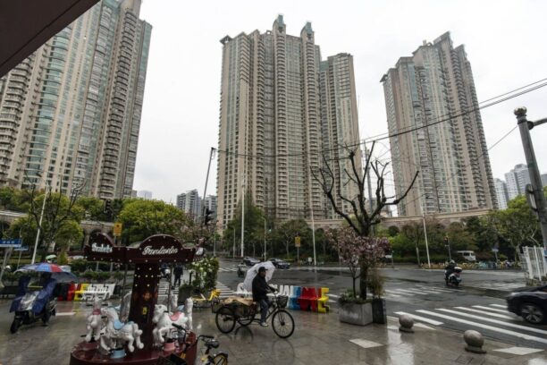 Country Garden seeks to extend some onshore bonds again as slump in home sales worsens cash crunch Bloomberg Business – South China Morning Post