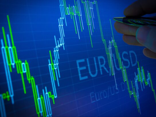 MUFG: Euro-Dollar Trend Heading Towards 1.05 Tim Clayton Exchange Rates UK – Currency News