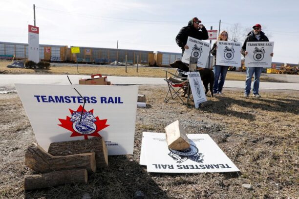 Canada moves to end rail shutdown quickly; CN workers to return to work Reuters Economy News