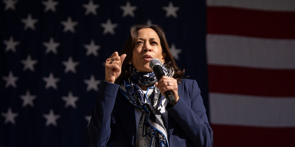 Kamala Harris Courts AI, Crypto Industries During Fundraising Event in New York Sebastian Sinclair Decrypt