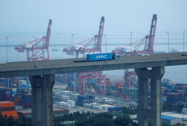 South Korea Oct 1-20 exports fall 2.9% year-on-year Reuters Economic Indicators News