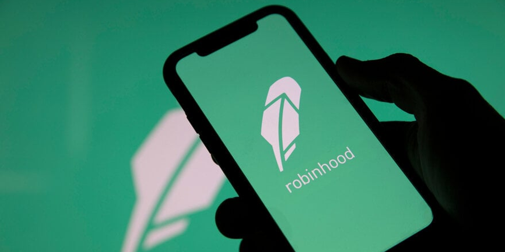 Robinhood Targets Seasoned Traders With Bitcoin Futures, New Desktop Platform Sebastian Sinclair Decrypt