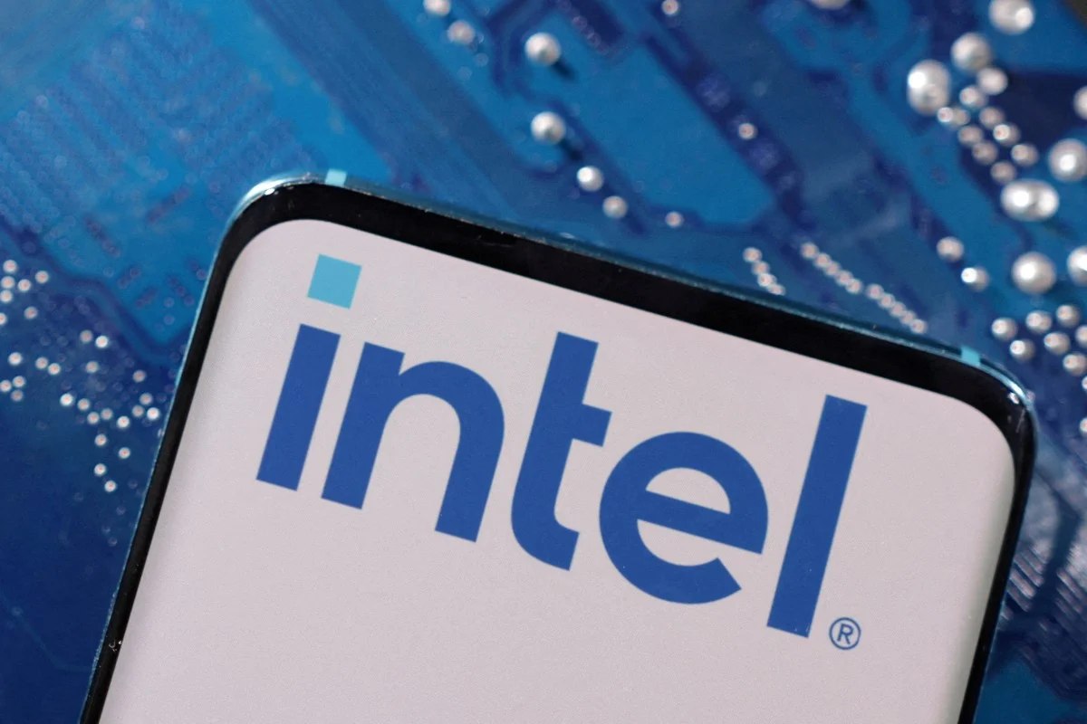 Intel says chip spin-off is an ‘open question’ for next CEO Bloomberg Business – South China Morning Post